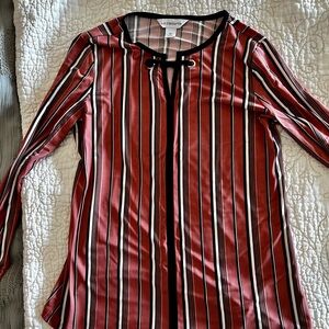 Beautiful Liz Claiborne Size XS  NWT  STRIPED BLOUSE